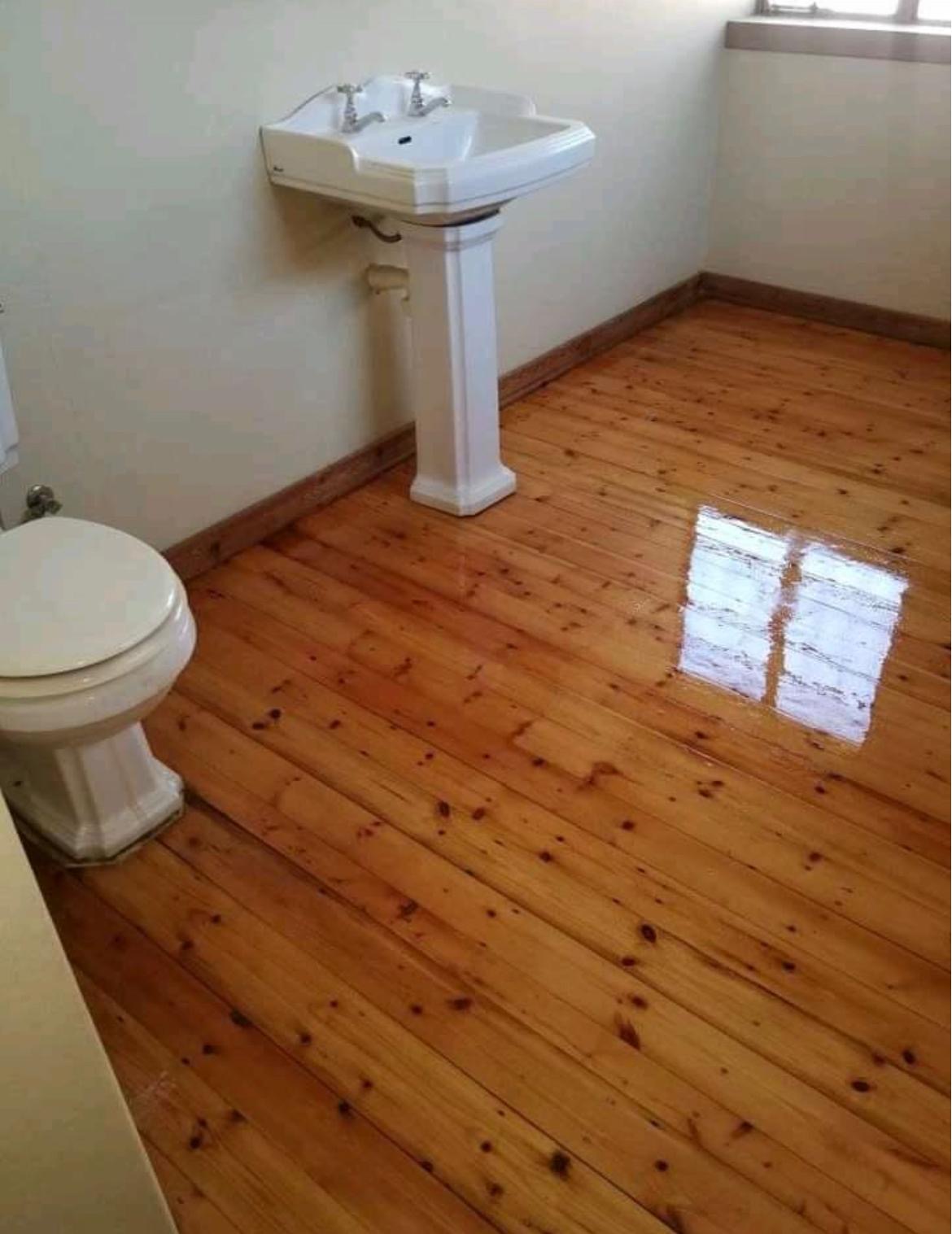 Polished Pine Bathroom Flooring